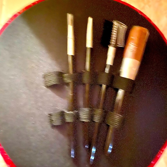 🎨PAISLEY PILLBOX PURSE LIP, CHEEK & EYESHADOW 🎨 - Picture 6 of 10